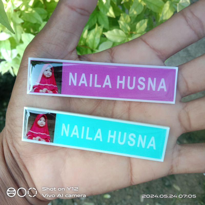 

Name tag / Nama Dada akrilik costum foto
