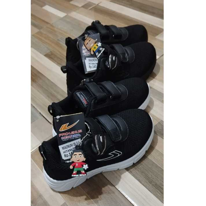 Sepatu Sekolah Anak SD Ringan New Era Magnum Magnet
