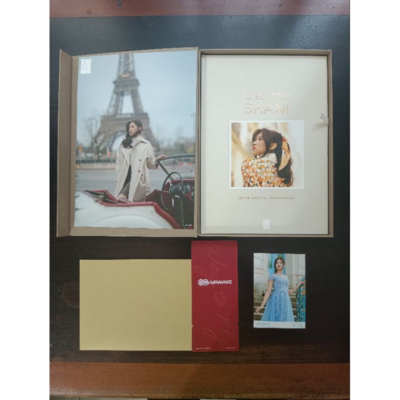 Photobook Shani JKT48 C'est Moi Shani