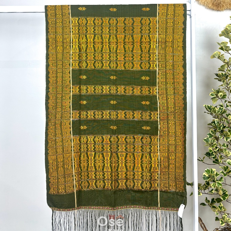 Uis Nipes Hijau Lumut Sutra