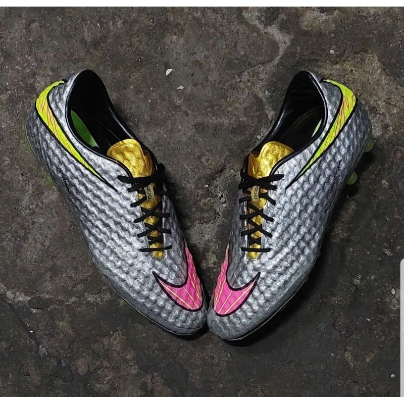 Sepatu Bola Second Nike Hypervenom Phantom Hg Neymar Original