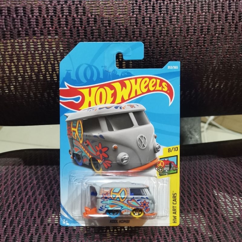 Hot Wheels Volkswagen Kool Kombi HW Art Cars 2018