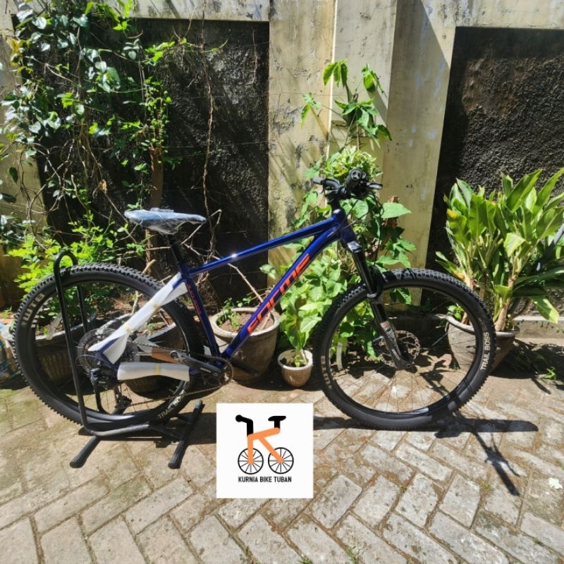 Sepeda MTB 29 FORME BLACKROCK Ekspor Eropa No POLYGON XTRADA 6 7