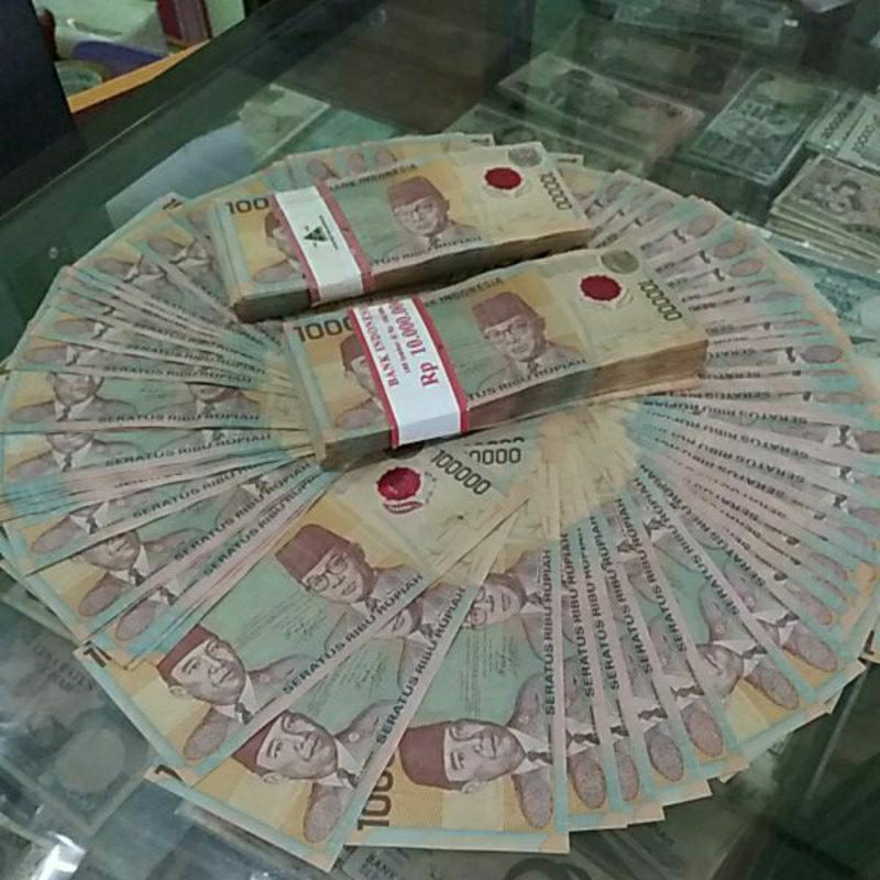 Uang kuno 100000 polimer 1999 apa adanya
