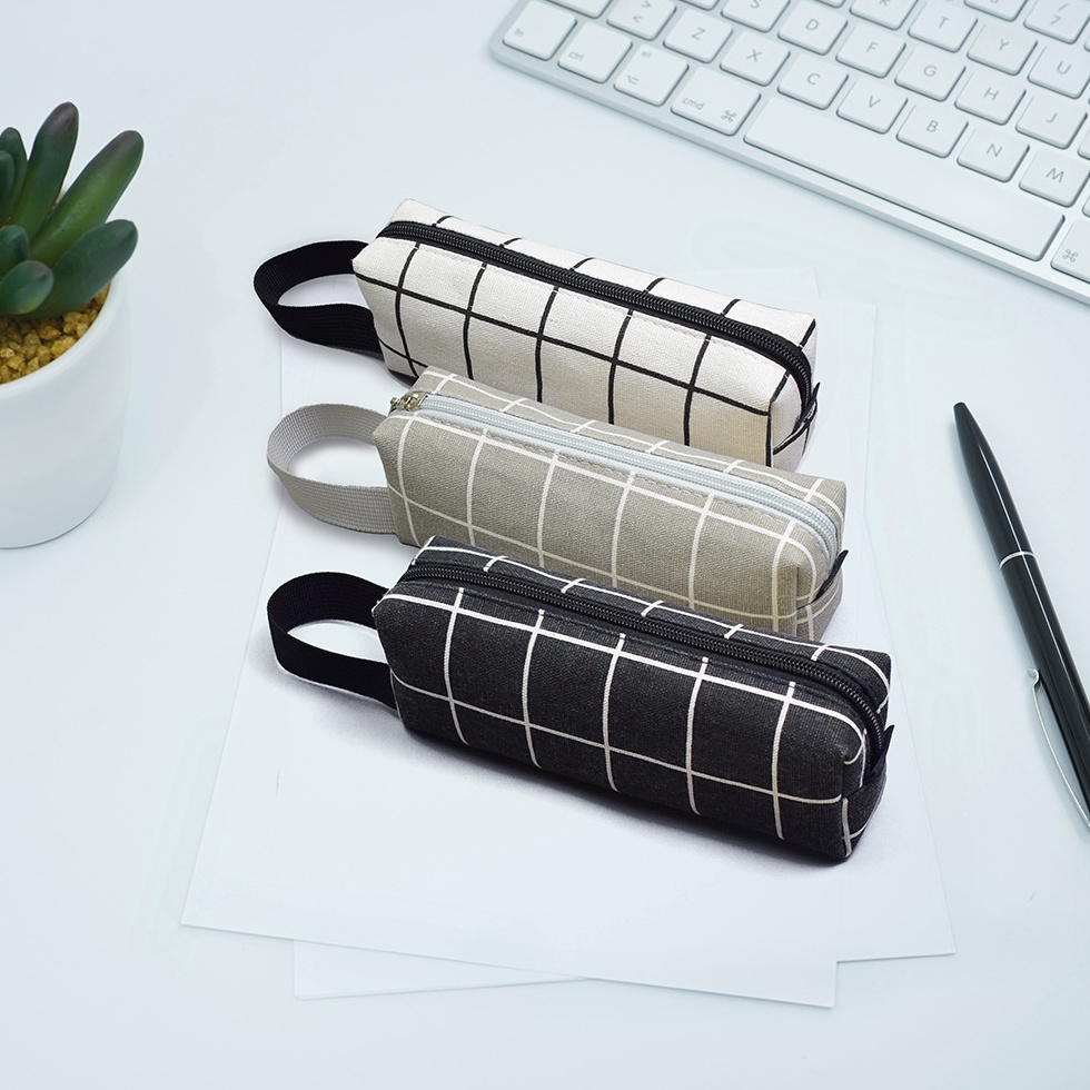 

TREND Mismi Flynn Pencil Case Tempat Pensil Sekolah Motif Checker Stylish PC5F