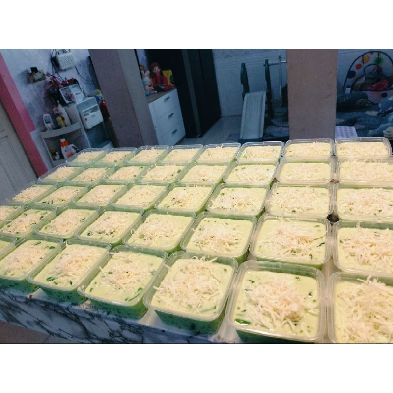 

Buko Pandan isi 10 cup 250ml