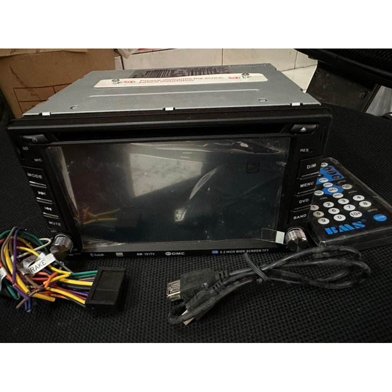 Car DVD MP4 Player. Bluetooth, USB, FM Radio, TV tuner MOBIL. GMC BM-101TV