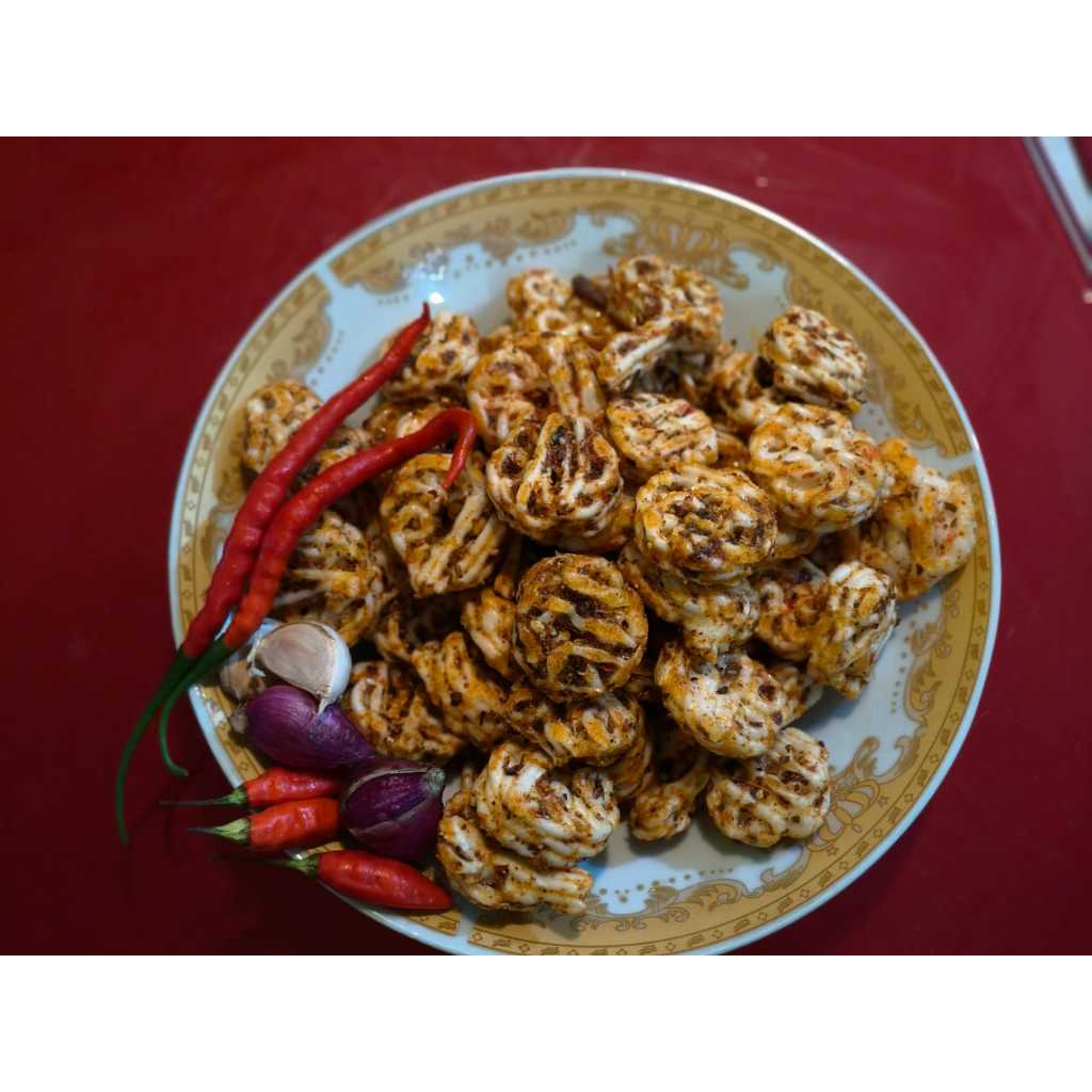 

kerupuk viral,kerupuk rafael,kerupuk mawar pedas bawang isi 500gram