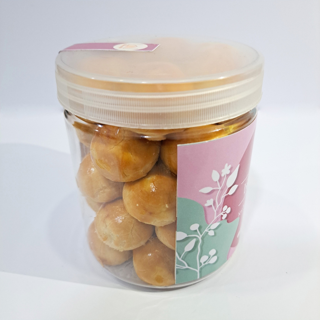 

NOB Kue Nastar Wijsman Premium ( Beli 1 Toples gratis 1 pouch kue sagu / semprit )