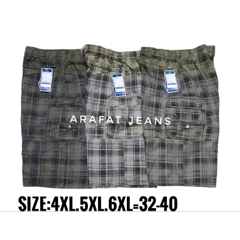 Celana pendek cargo import 7/8 pinggang karet pria kotak bahan katun