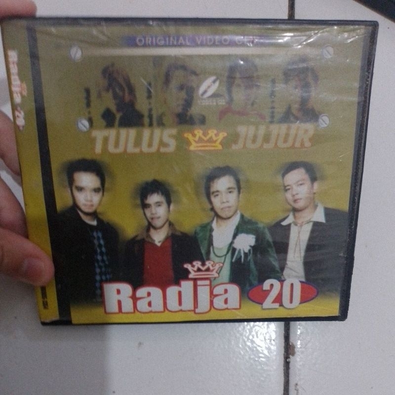 Vcd Radja 20 Tulus Jujue Original Video Clip Vcd Radja Vcd Lagu Radja Lagu Jadul