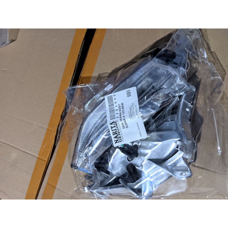 LAMPU SEN DEPAN HONDA SUPRA X 125 NEW SEN DEPAN MOTOR HONDA SUPRA X 125 NEW NARITA