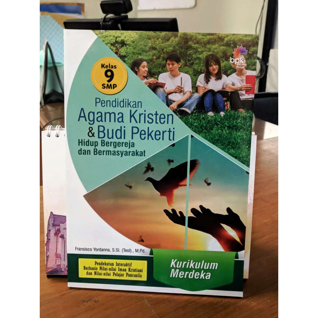 Buku PENDIDIKAN AGAMA KRISTEN KELAS 9 SMP KURIKULUM MERDEKA BPK Gunung Mulia. PAK & BUPEK KUMER