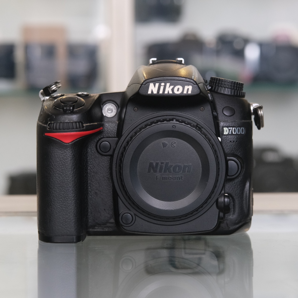 kamera camera second bekas DSLR Nikon D7000 Fullset