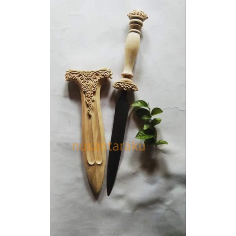 Warangka ukir tombak motif bunga | deder keris |handle keris