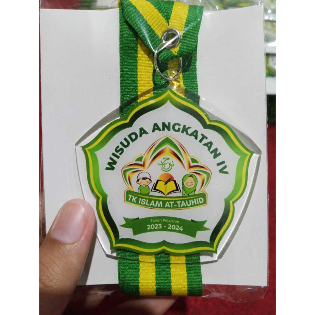 Medali Wisuda dan Perpisahan Sekolah Akrilik dan Resin Elegan dan Mewah + Tali Medali