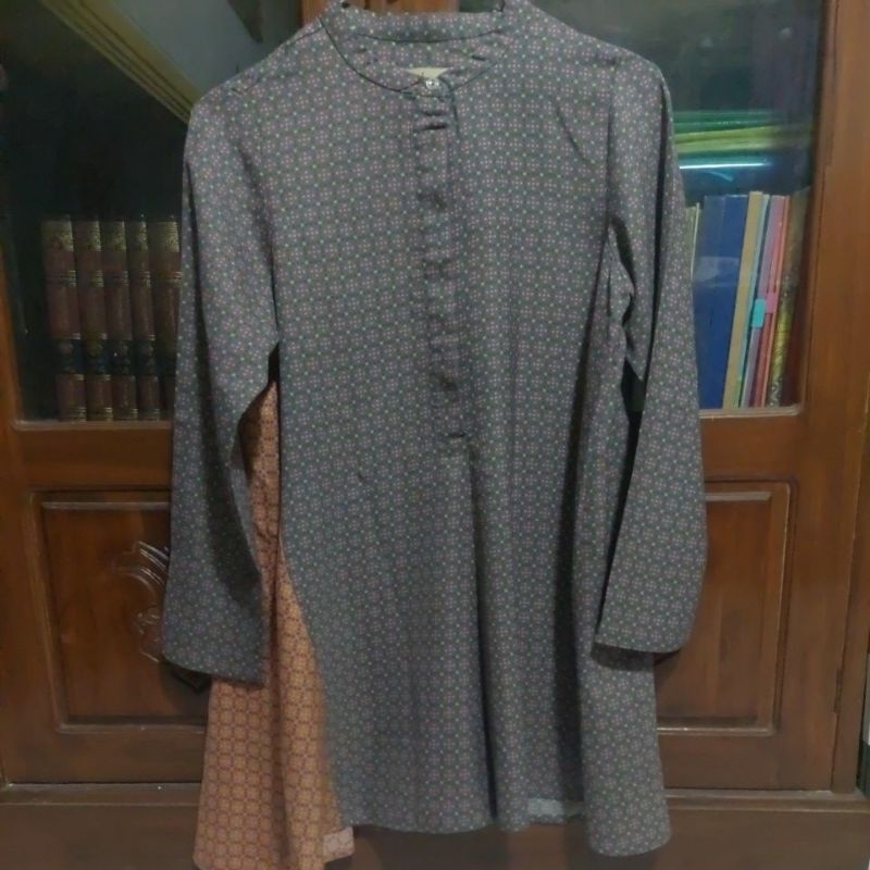 PRELOVED KAMI.
