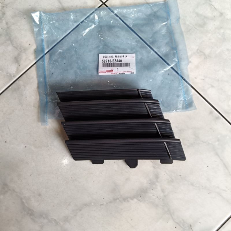 tutup towing derek Avanza Veloz 2019 2020 ori