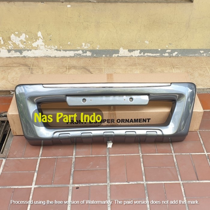 Garnish Bemper Bumper  Depan Front Ornament Asli Mitsubishi Pajero Sport tahun 2009-2012