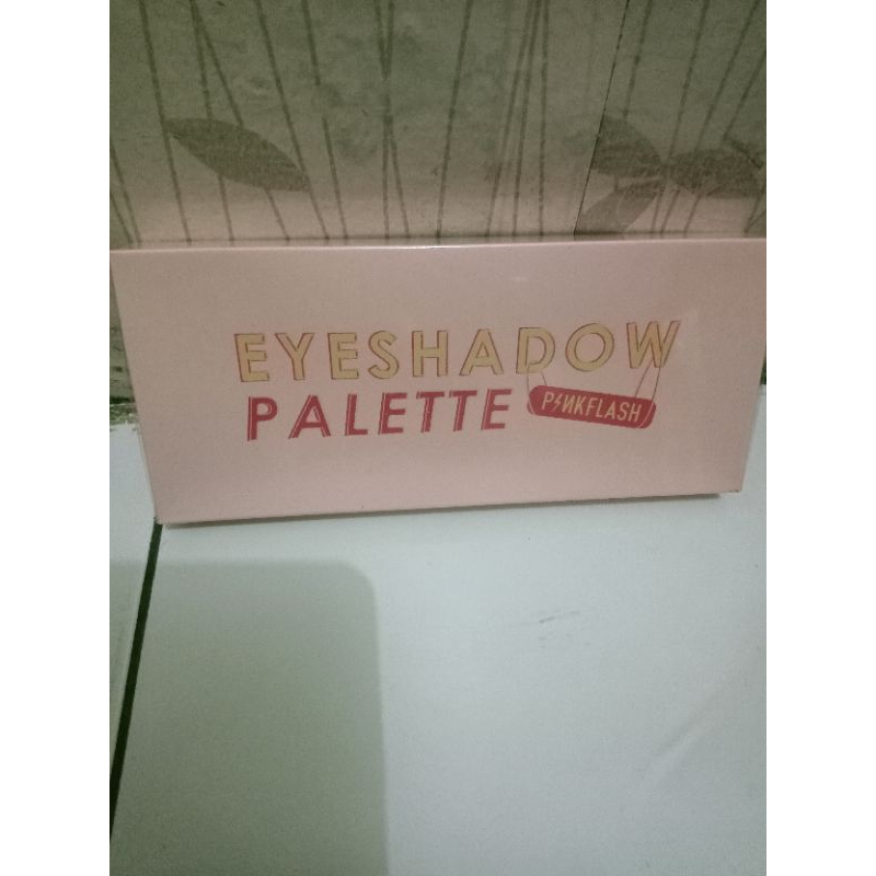 Eyeshadow palette pinkflash