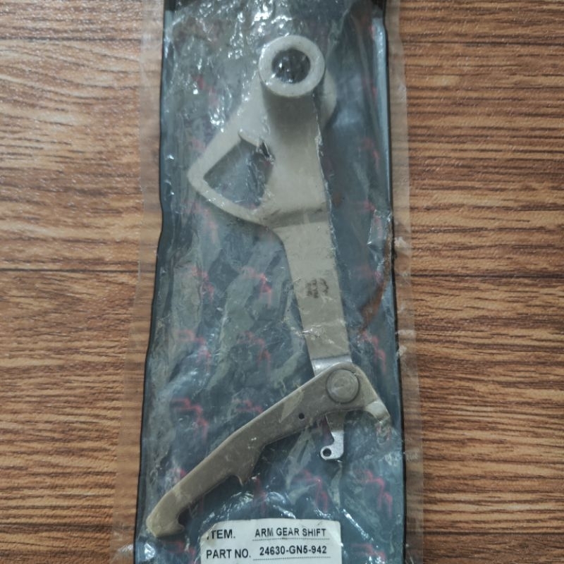 ARM GEAR SHIFT 24630-GN5-942 SUPRA/SUPRA FIT/REVO OLD