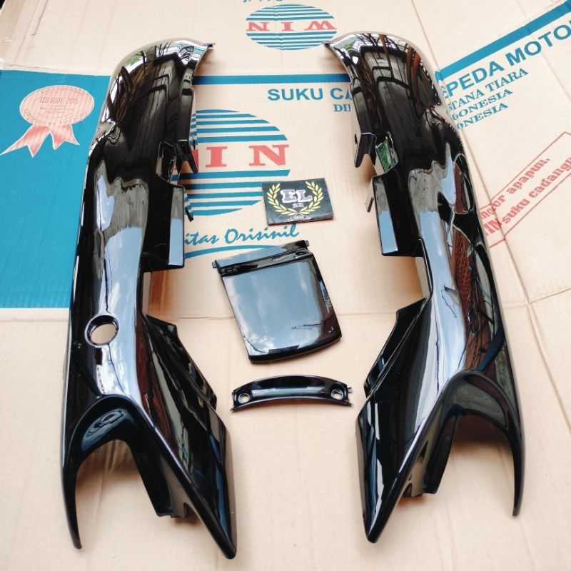 Cover Body Kempol Kanan Kiri Astrea Grand Sabit Ori WIN