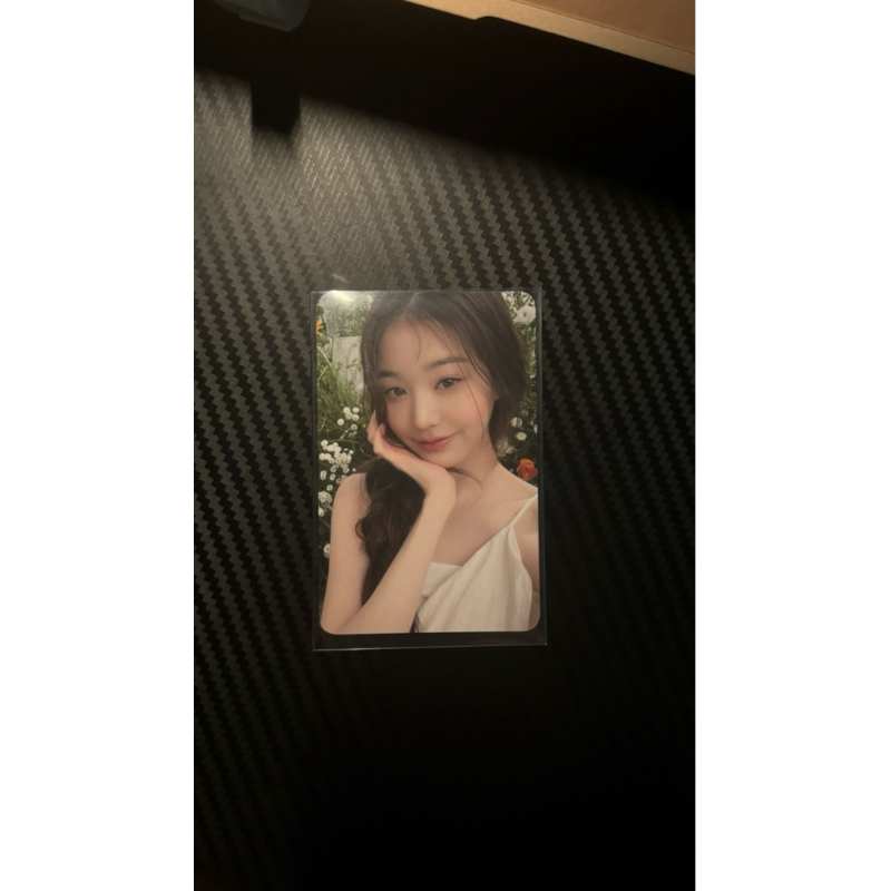 Wonyoung Hapa Kristin Dewy PC Photocard