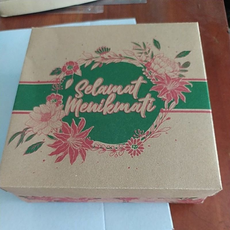 

Dus nasi 18x18 kraft coklat moti