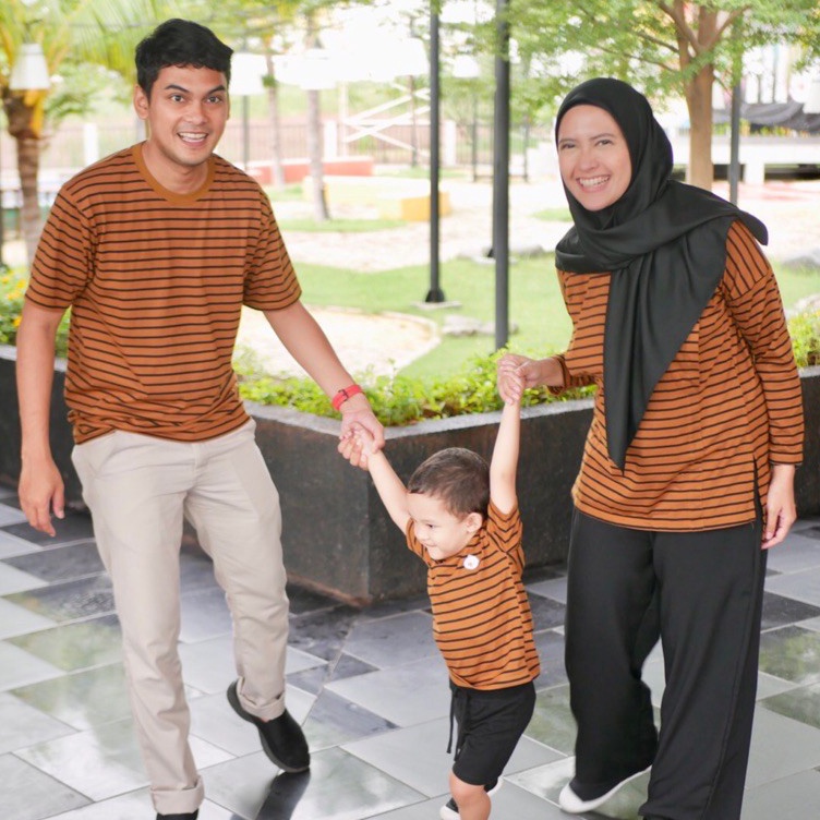 KODE D19C Family stripe series  baju couple keluarga  kaos couple  kaos busui
