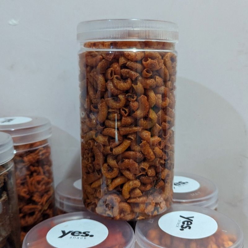 

Makaroni Pedas Daun Jeruk Premium Toples 1L