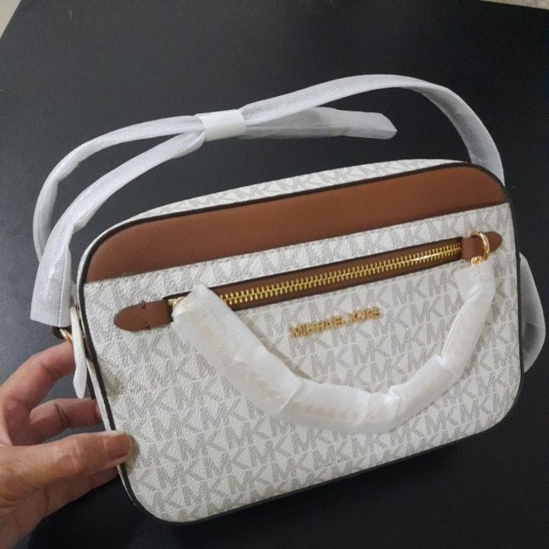 Tas MK Jt St Cambag Vanila Brown w Chain