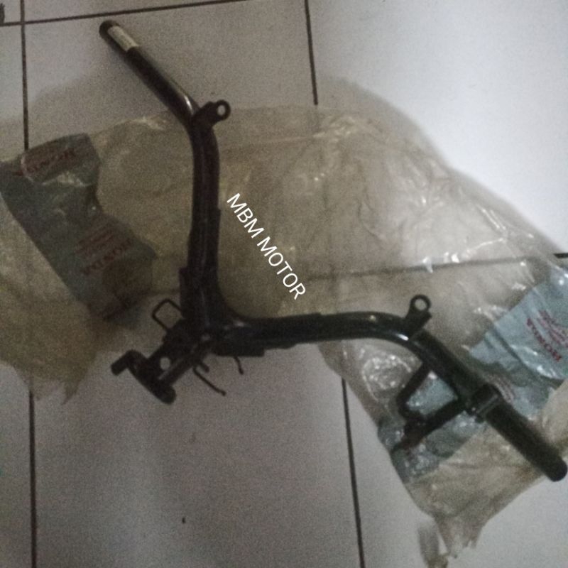 STANG STIR SETANG SETIR HONDA REVO 100 LANCIP LAMA SAMPAN ORI AHM 53100-KVR-600