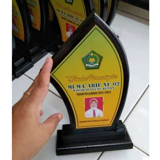 Plakat Kayu Kenang-kenangan