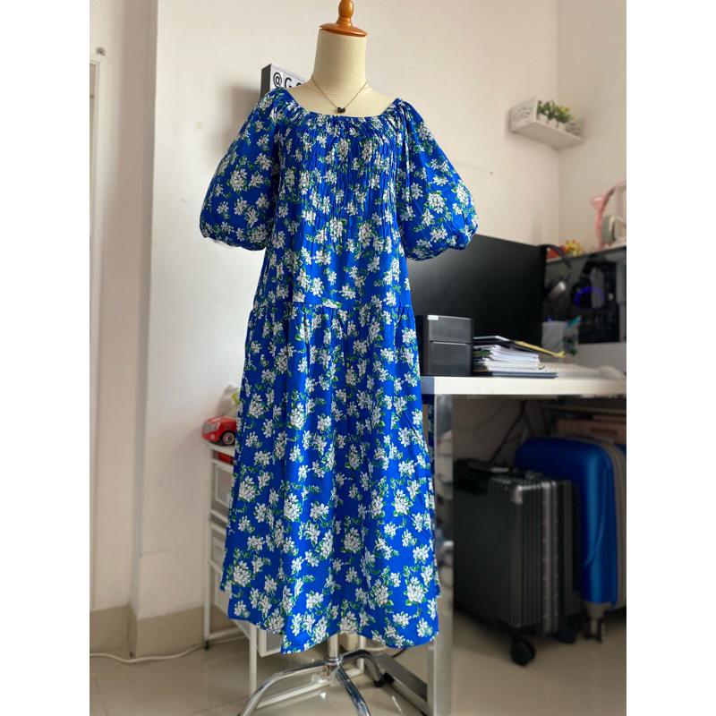 dress smoke motif bunga lengan balon