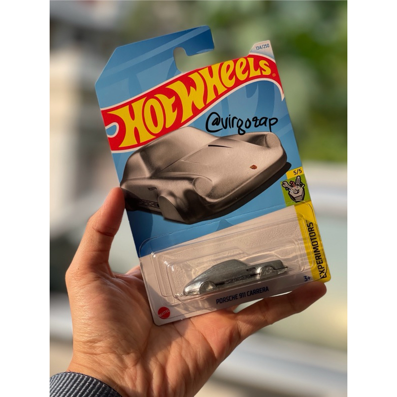 Hot Wheels Porsche 911 ZAMAC / Silver Keychain / Gantungan Kunci