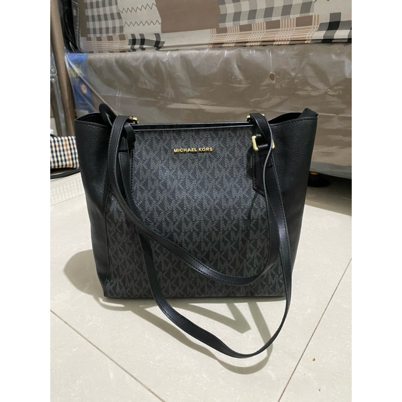 Tas Cantik Tote Bag MK Emkoy MichaelKors Hitam