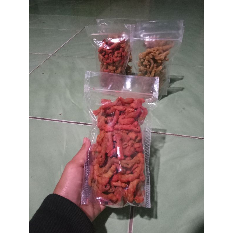 

KERIPIK USUS AYAM CRISPY BALADO/ASIN