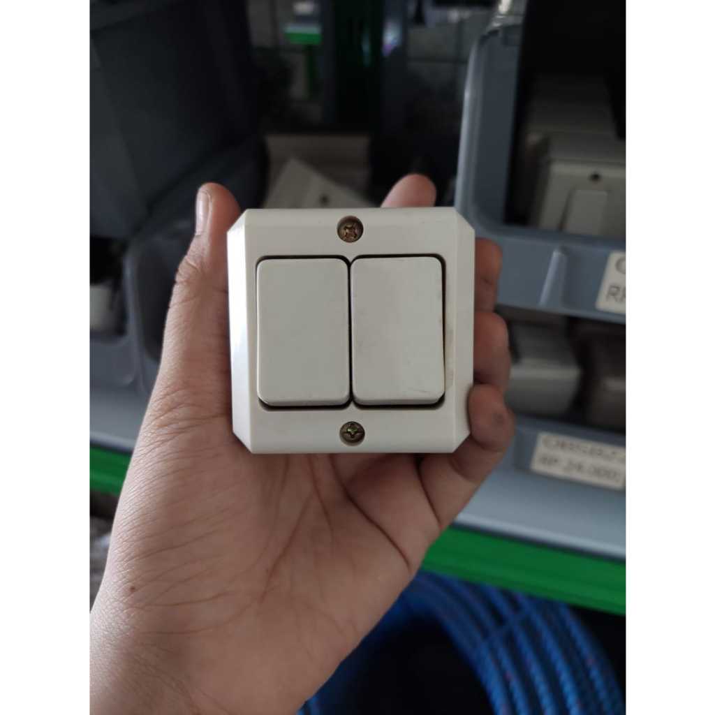 Saklar Broco/ Saklar Tunggal dan Ganda/ Saklar lampu/ Saklar Broco Tunggal