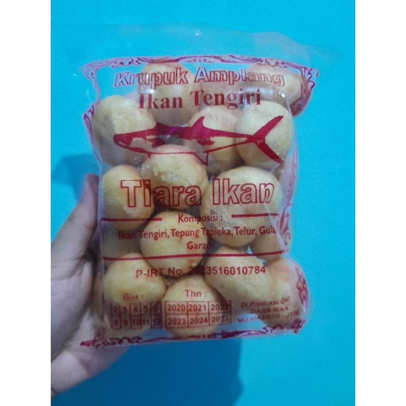 

Kerupuk Amplang ikan tenggiri