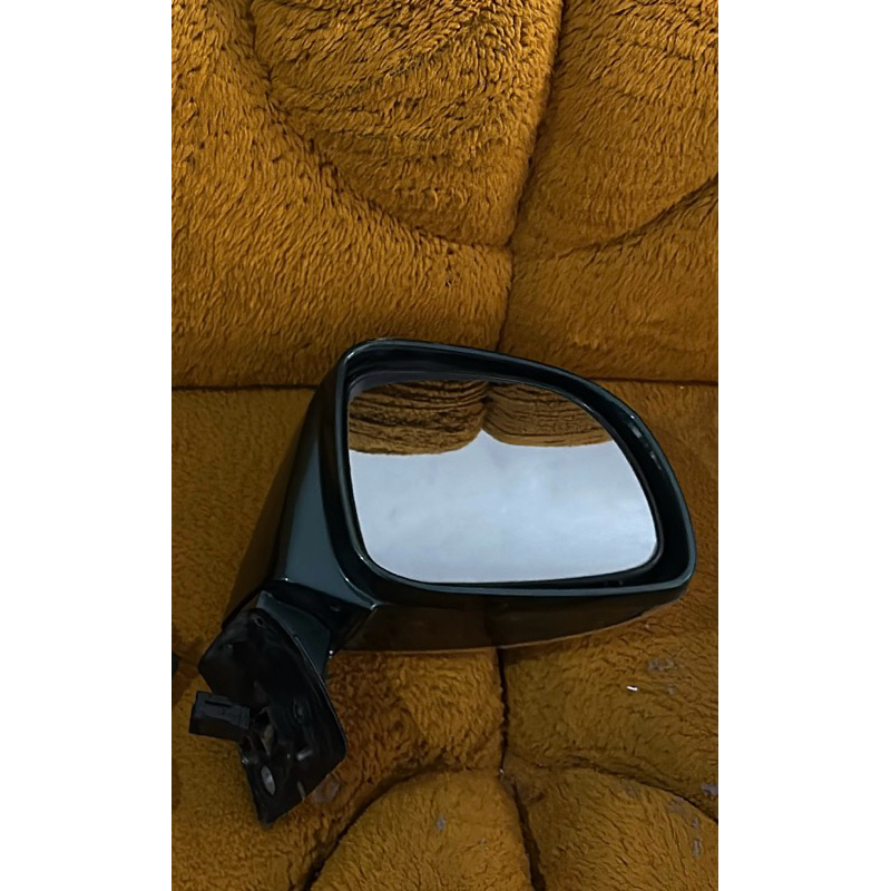 spion kanan mobil Chevrolet Captiva
