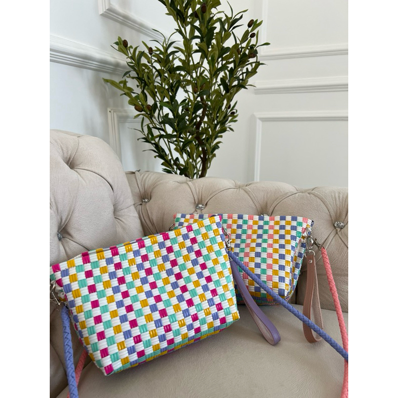 (TANPA ACCESORIES) Full Furing 2 in 1 Pouch Make Up & Sling Bag Tas Jali Tas Ayaman Plastik Premium 