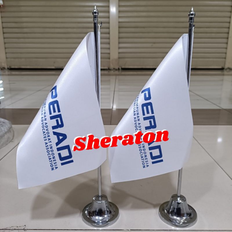 

tiang stenlis meja+bendera PERADI (Perhimpunan Advokat Indonesia)