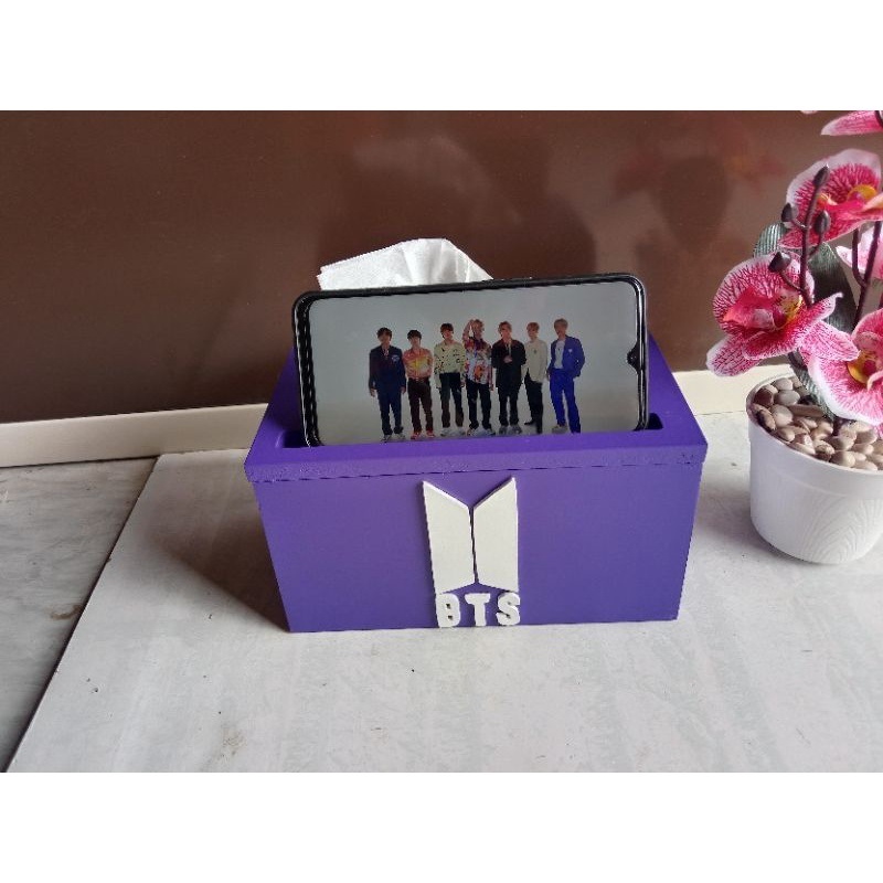 Kotak Tisu Logo BTS Dengan Stand Hp