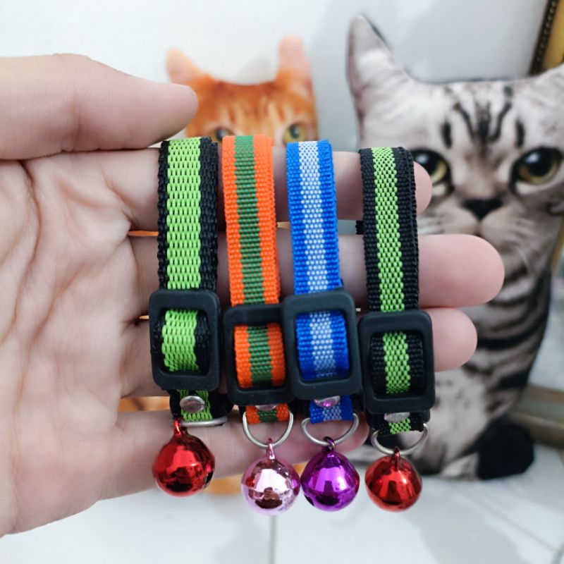 Kalung Kucing Strip Lonceng Besar