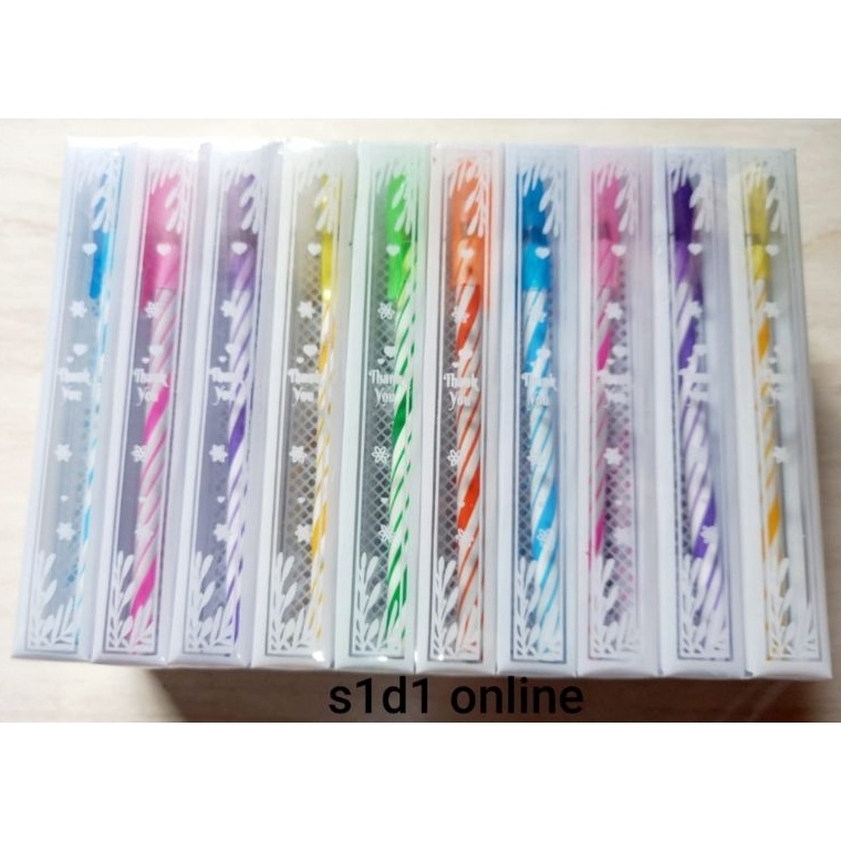 

5pcs PULPEN WARNA WARNI ULIR KEMAS MIKA souvenir pernikahan khitanan ulang tahun murah unik lucu pena q Q8C2