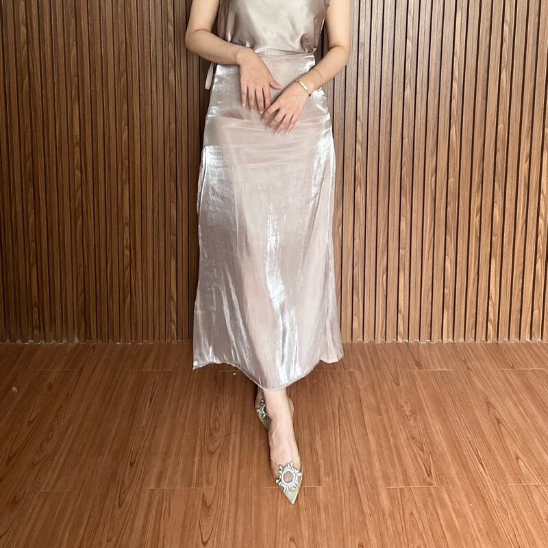 Preloved Rok kondangan silk zumaru