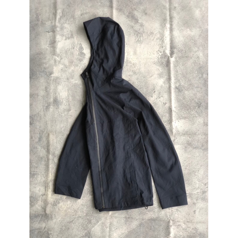 Uniqlo Blocktech Navy size XL