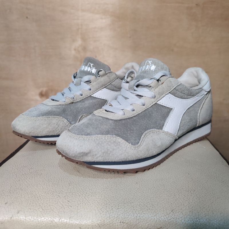 DIADORA HERITAGE