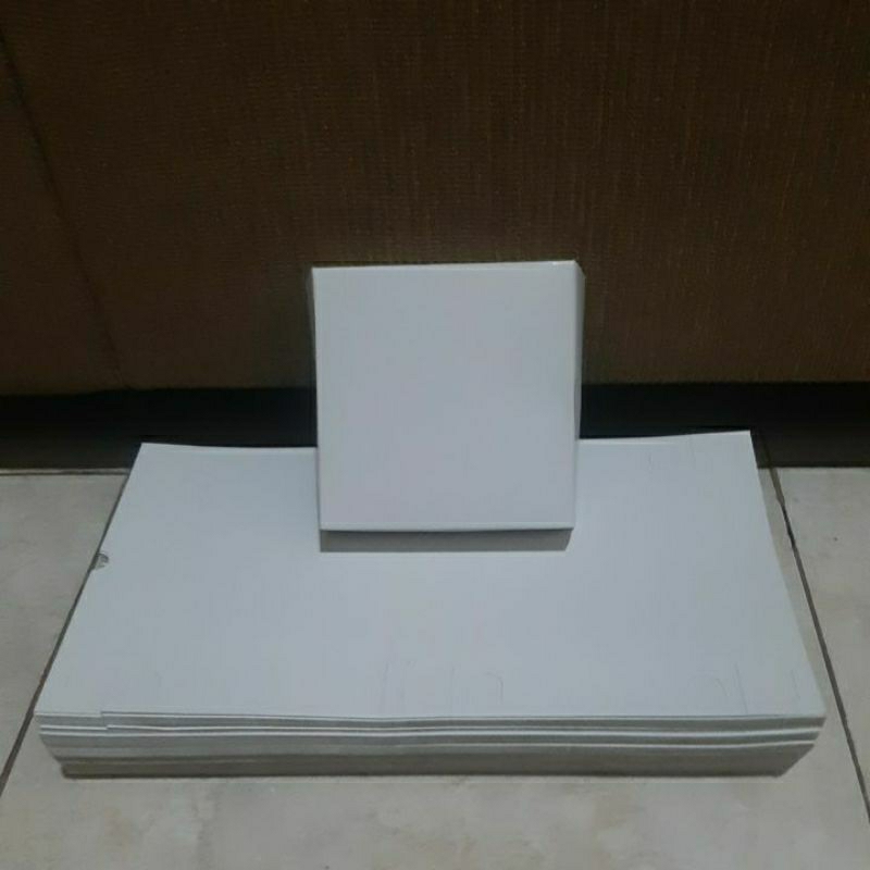 

Kardus putih polos MINI uk.12×12×3 cm