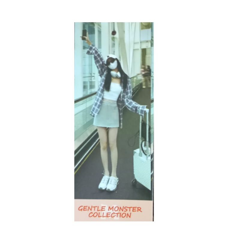 

HANG TAG GENTLE MONSTER C uk 8.5 x 3.3 cm isi 100 pcs